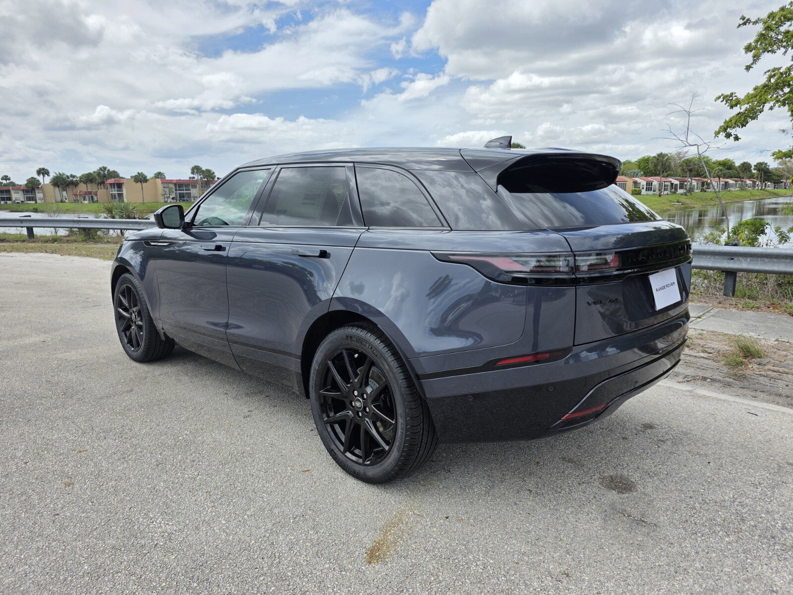 New 2026 Land Rover Range Rover Velar Dynamic SE video 2