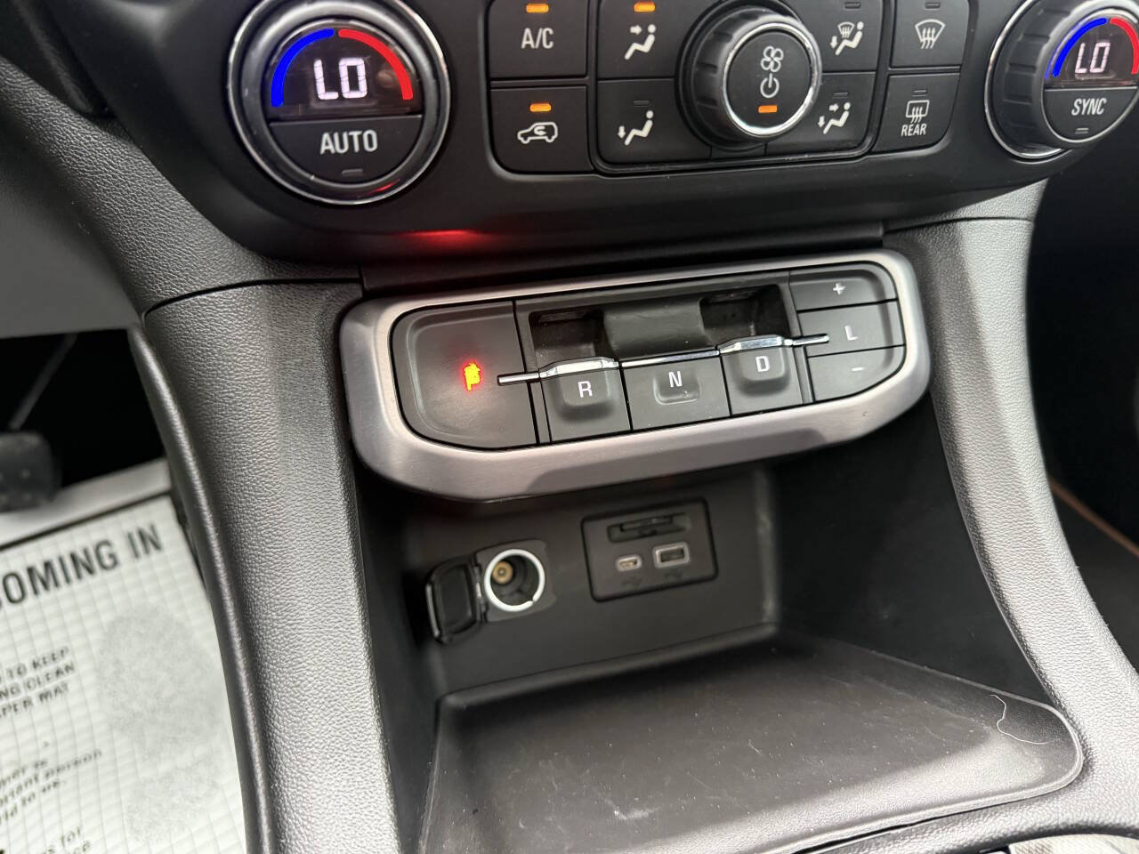 Used 2020 GMC Acadia AT4 w/ GMC Pro Grade Package AWD/4WD image 30