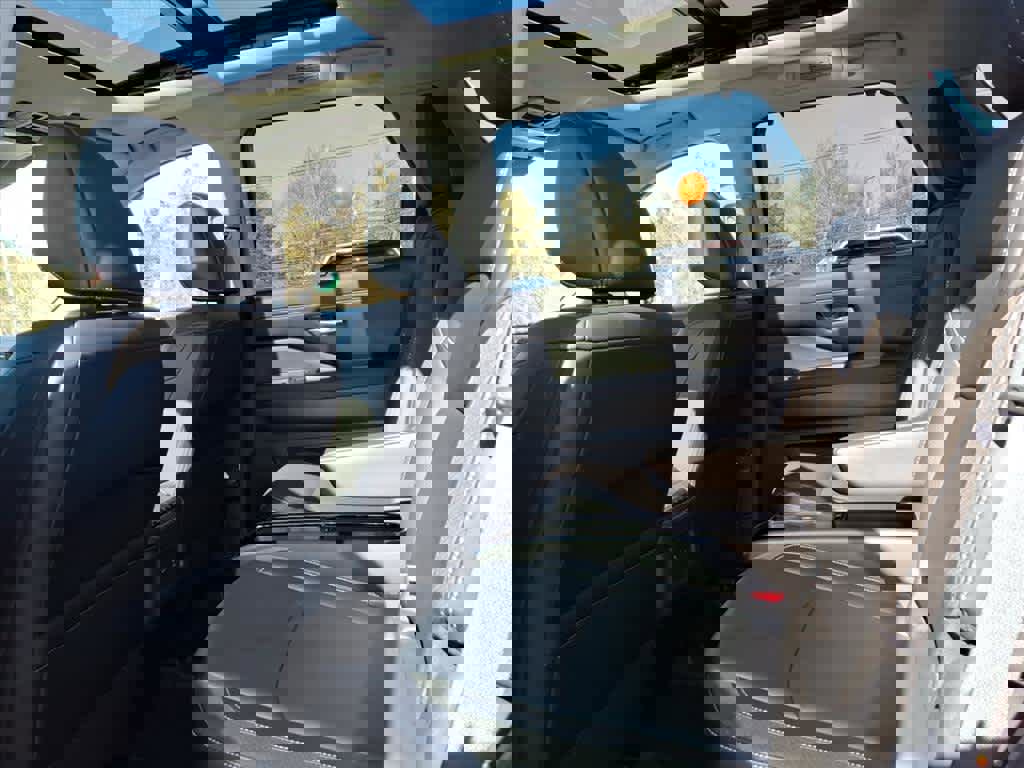 Certified 2023 Nissan Pathfinder SL w/ SL Premium Package image 19