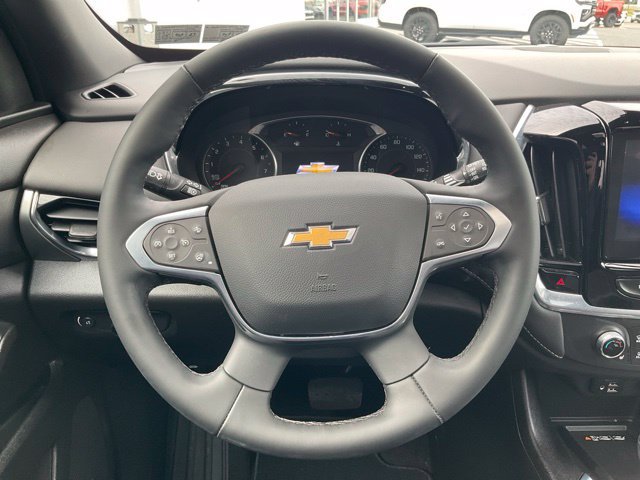 Used 2023 Chevrolet Traverse LT w/ LT Premium Package AWD/4WD image 5