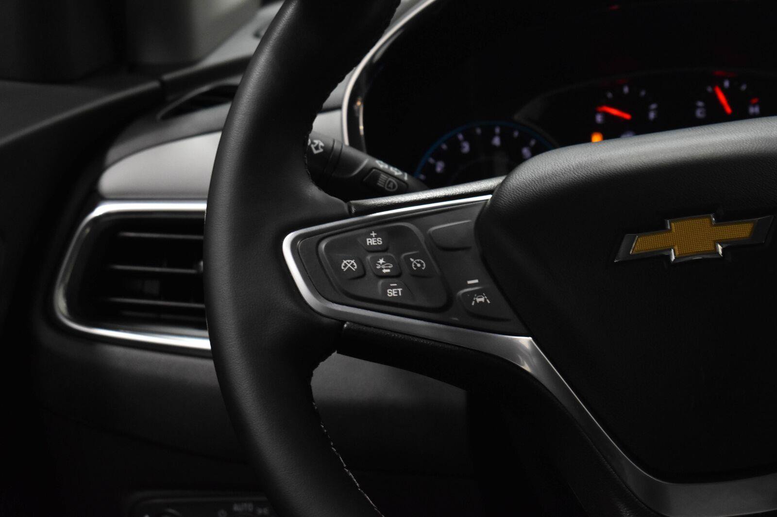Used 2023 Chevrolet Equinox LT AWD/4WD image 7