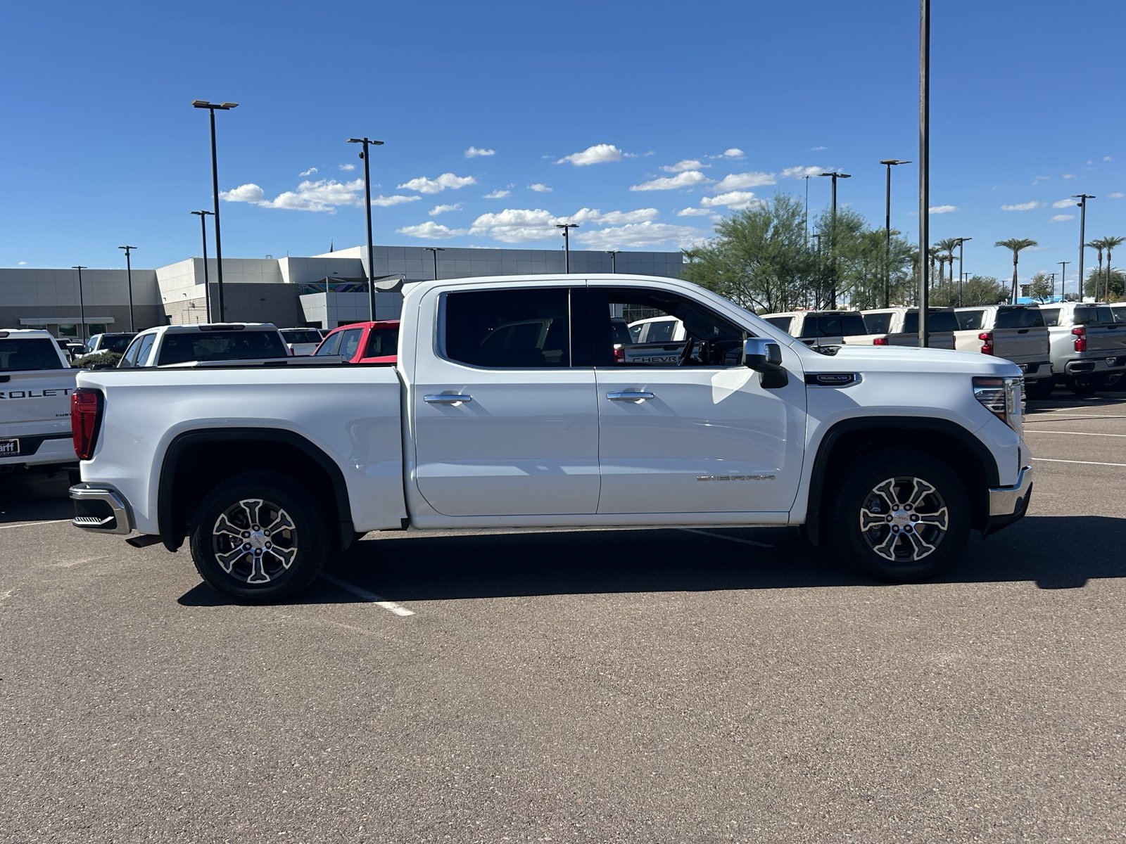 Certified 2025 GMC Sierra 1500 SLT RWD image 6