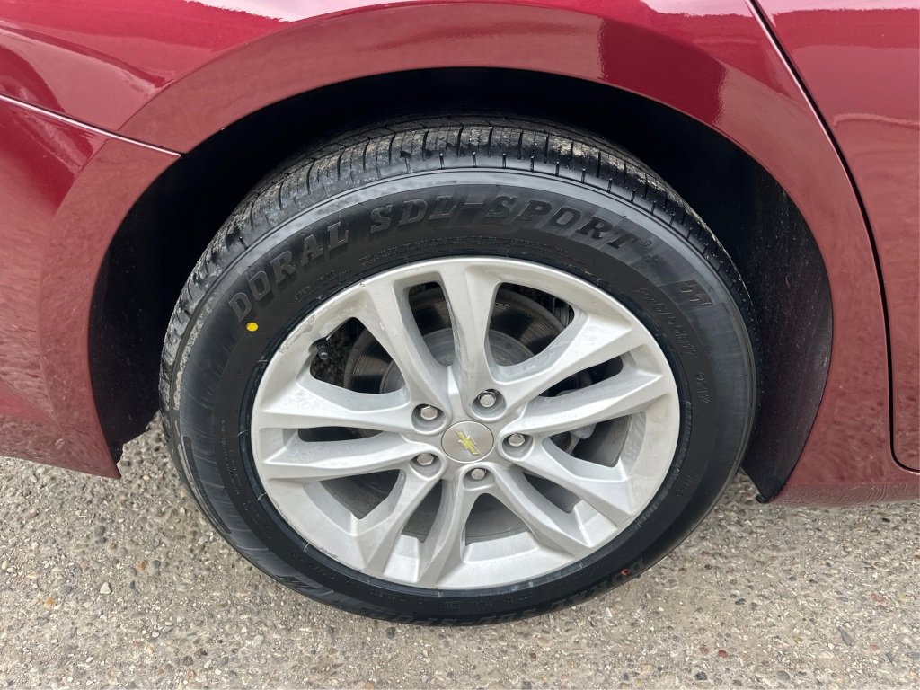 Used 2016 Chevrolet Malibu LT FWD image 20