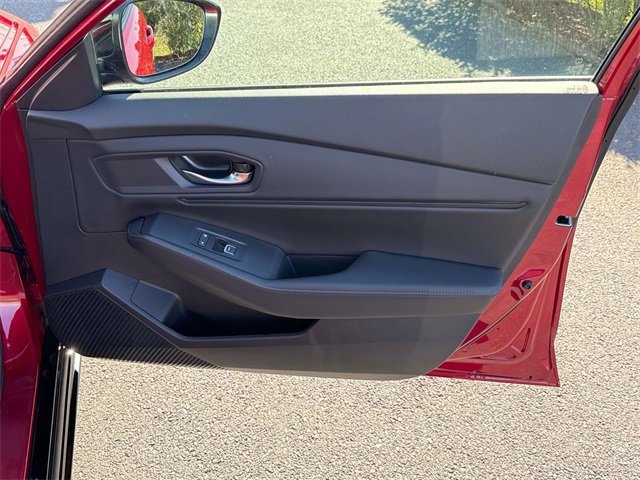 Used 2025 Honda Accord Sport image 6