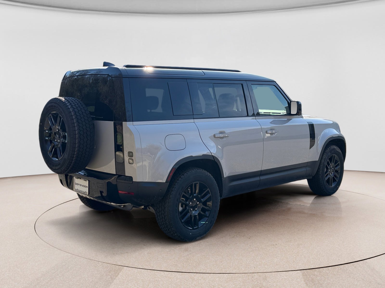 New 2026 Land Rover Defender 110 S AWD/4WD image 5