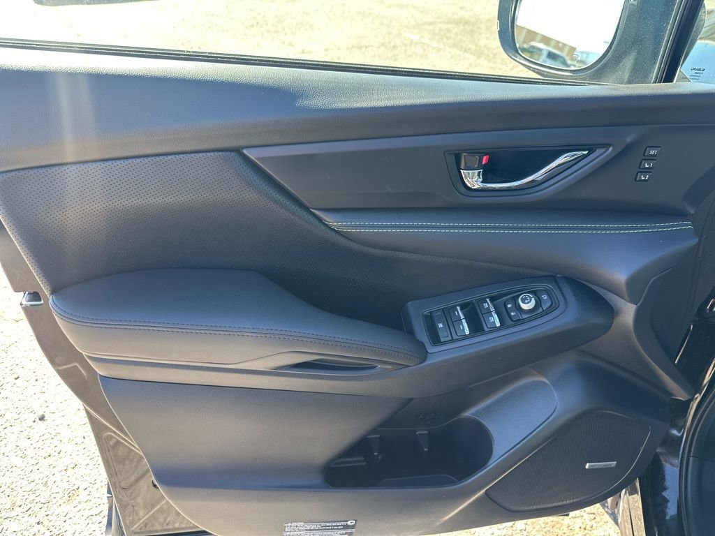 Used 2025 Subaru Ascent Bronze Edition image 27