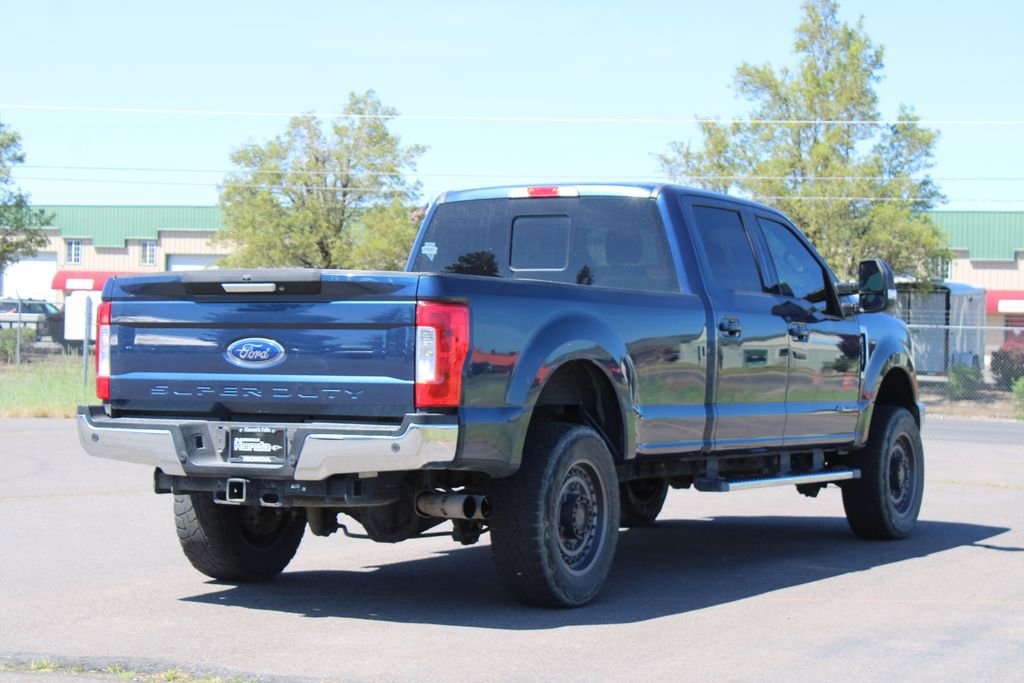 Used 2018 Ford F350 Lariat w/ Camper Package AWD/4WD image 5