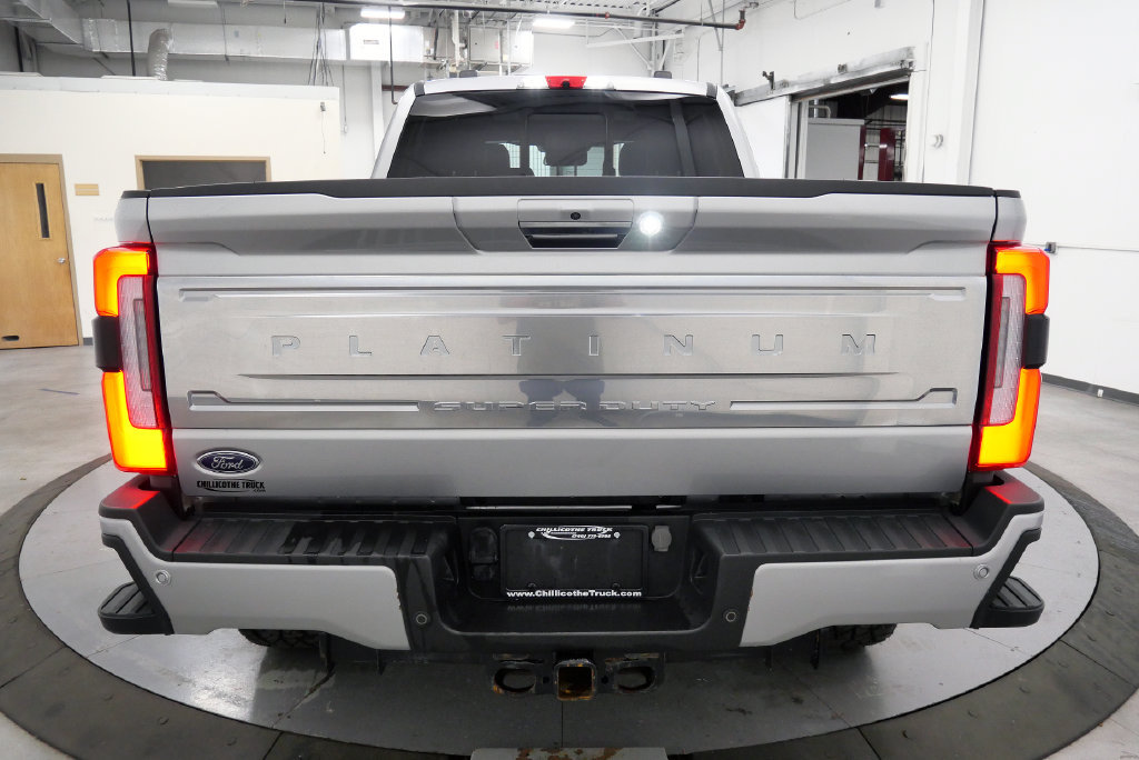 Used 2023 Ford F250 Platinum w/ Tremor Off-Road Package AWD/4WD image 7