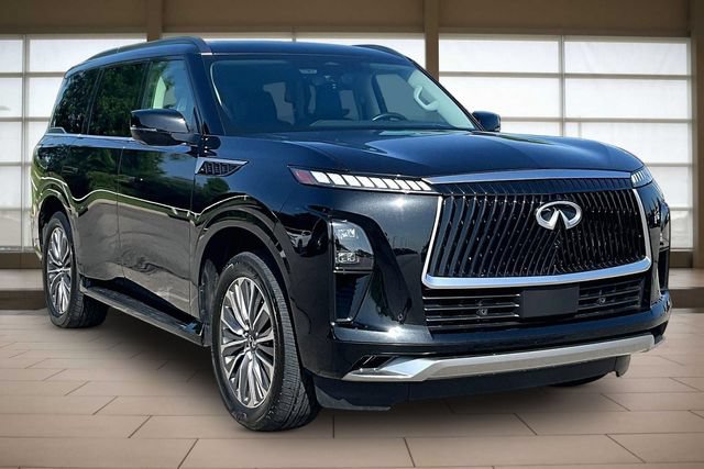 Used 2025 INFINITI QX80 Sensory AWD/4WD image 11