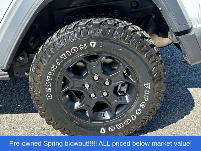 Used 2023 Jeep Wrangler Unlimited w/ Cold Weather Group AWD/4WD image 14
