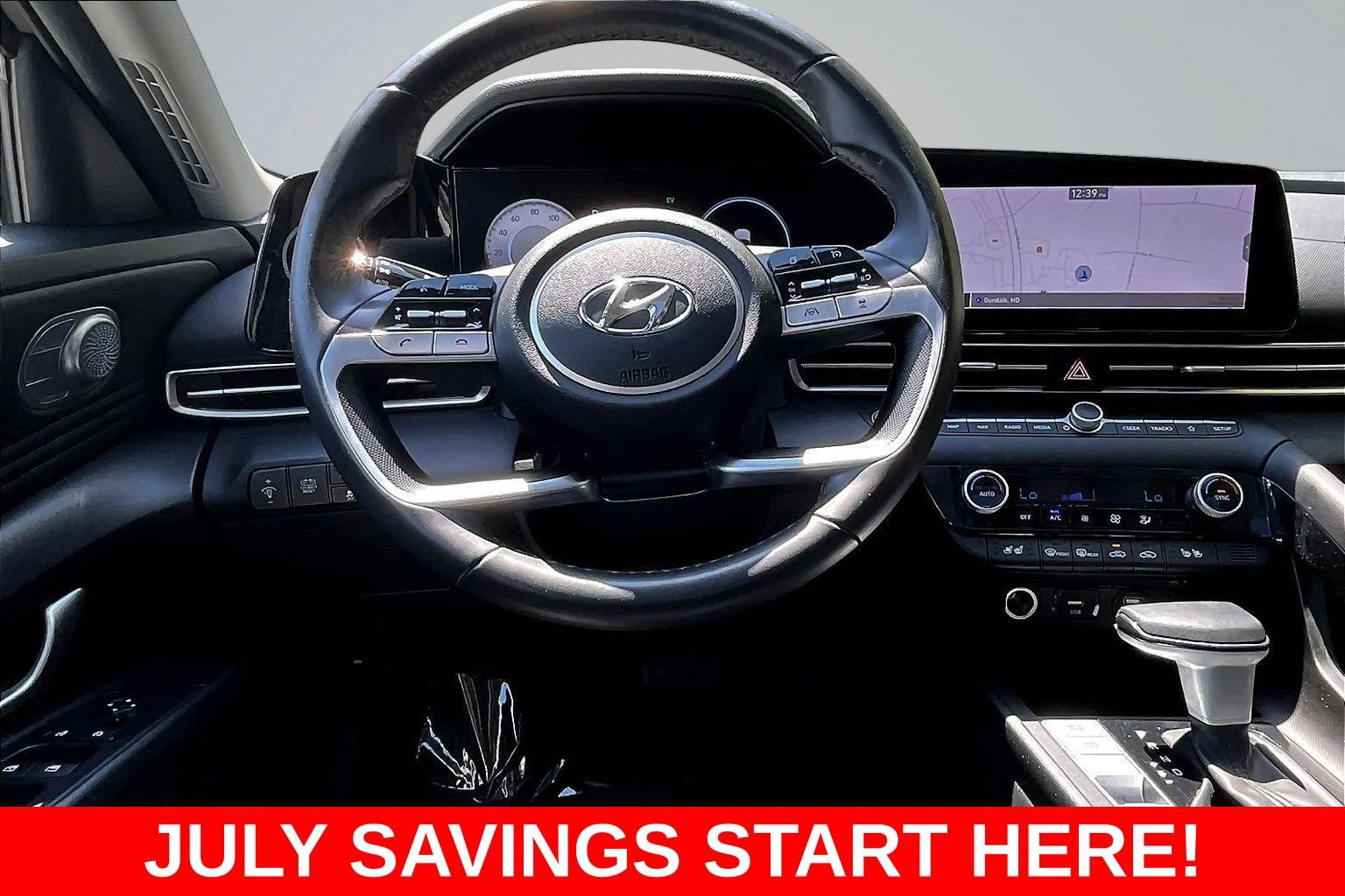 Used 2023 Hyundai Elantra Limited w/ Preferred Accessory Package FWD image 7