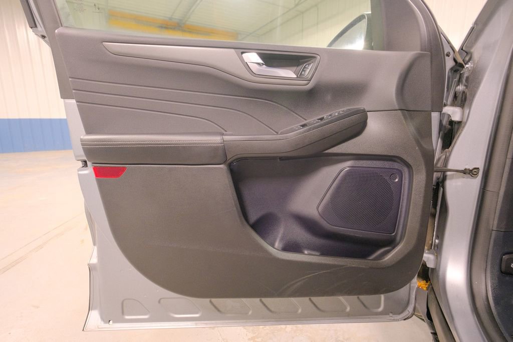 Used 2024 Ford Escape Base image 23