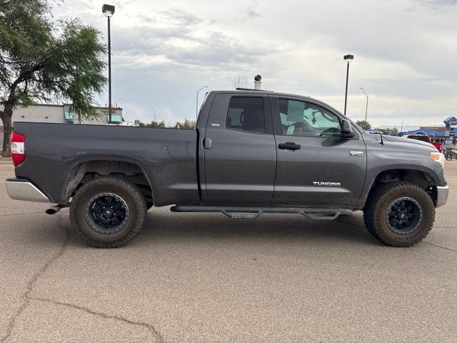 Used 2017 Toyota Tundra SR5 RWD image 7