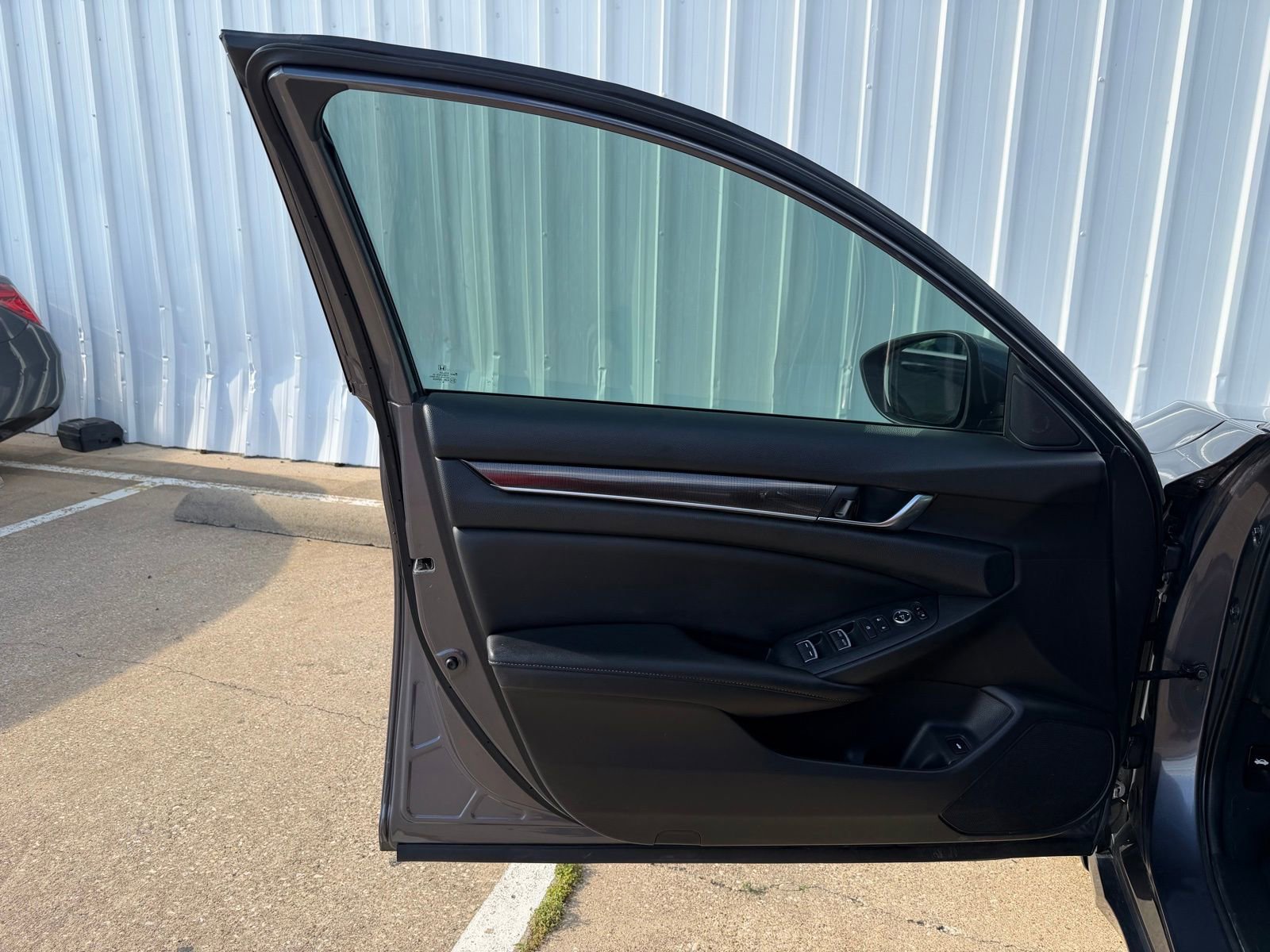 Used 2020 Honda Accord Sport image 21