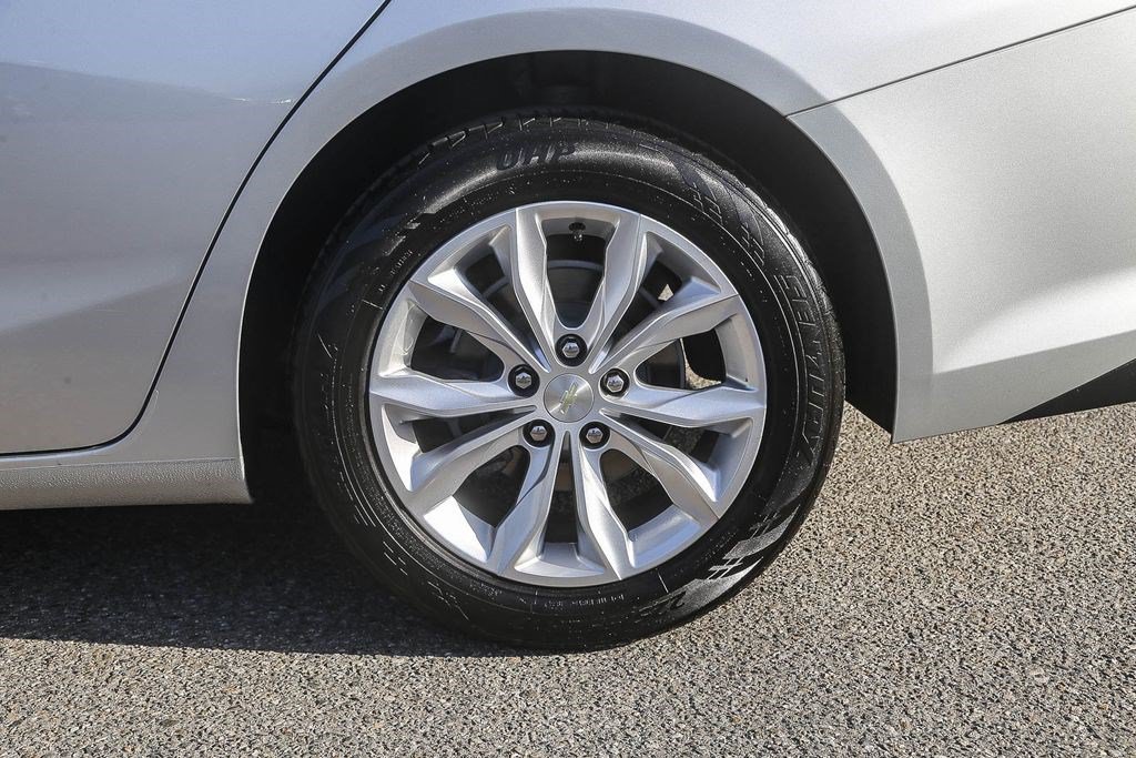 Used 2021 Chevrolet Malibu LT FWD image 10