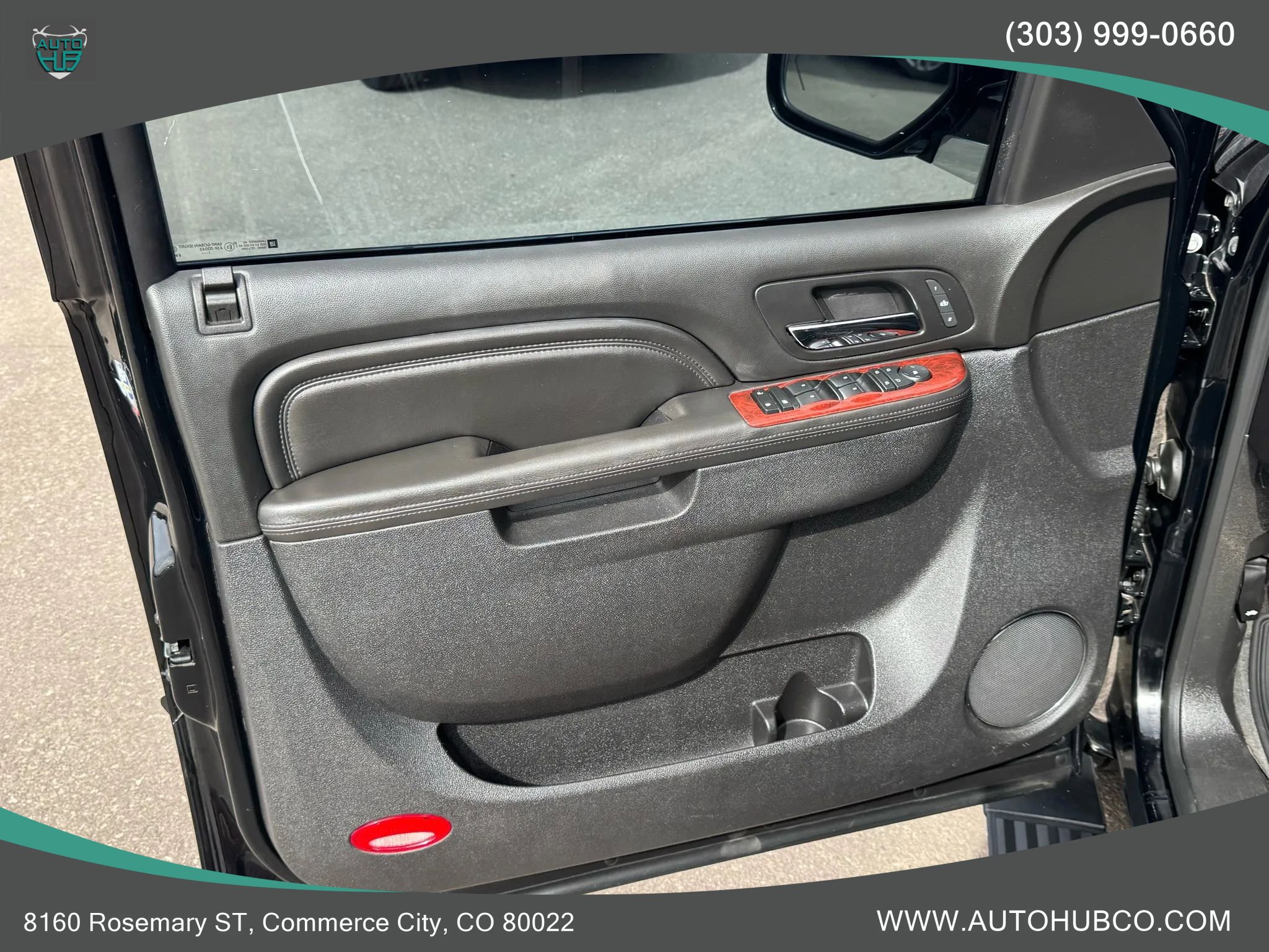 Used 2014 Cadillac Escalade Premium image 27