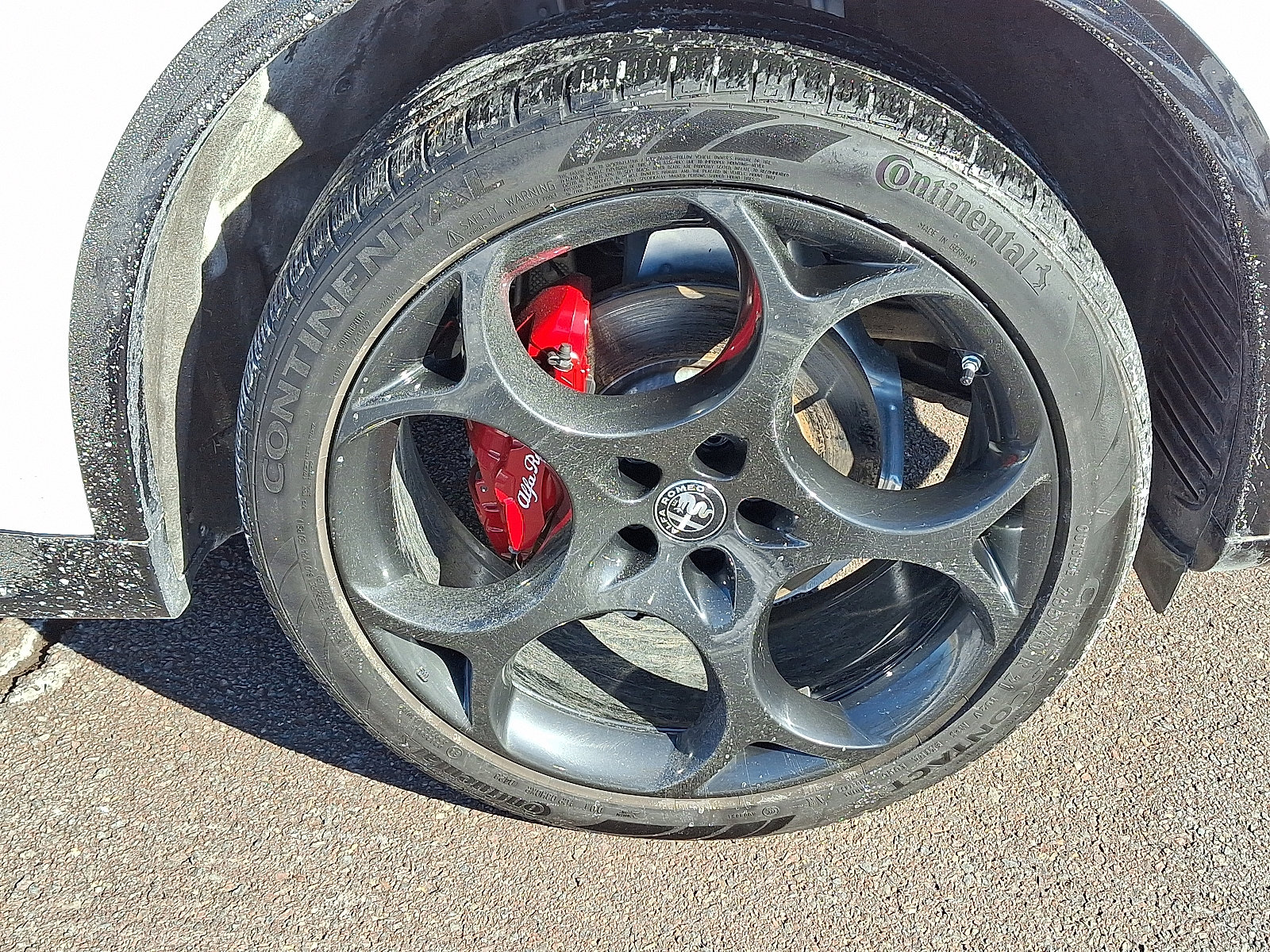 Used 2024 Alfa Romeo Stelvio Veloce image 8