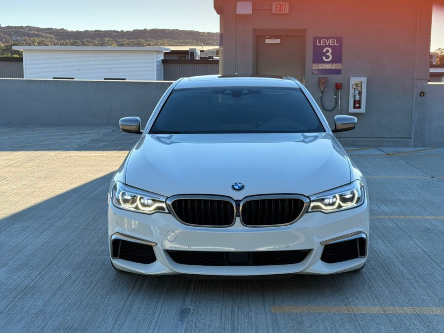 Used 2018 BMW M550i xDrive AWD/4WD image 10