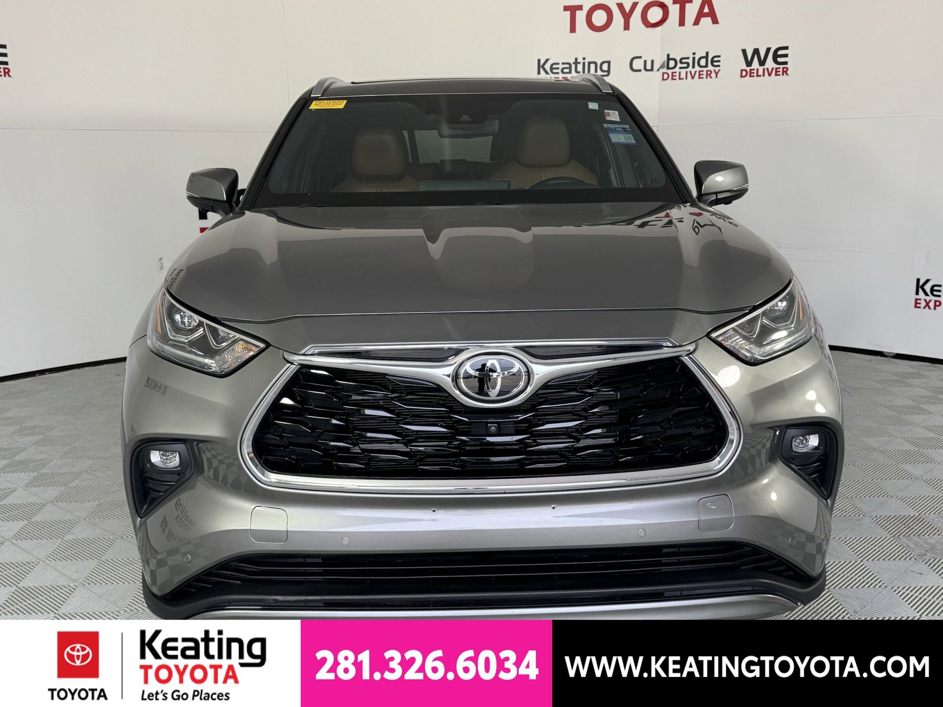 Certified 2025 Toyota Highlander Platinum AWD/4WD image 11