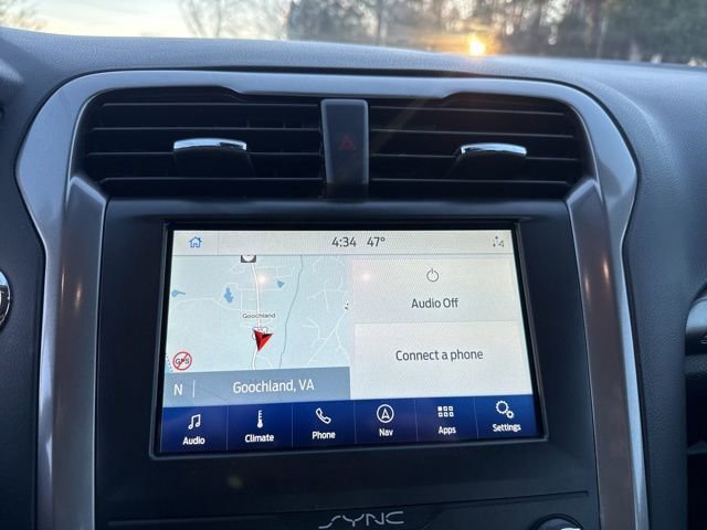 Used 2020 Ford Fusion SE image 12