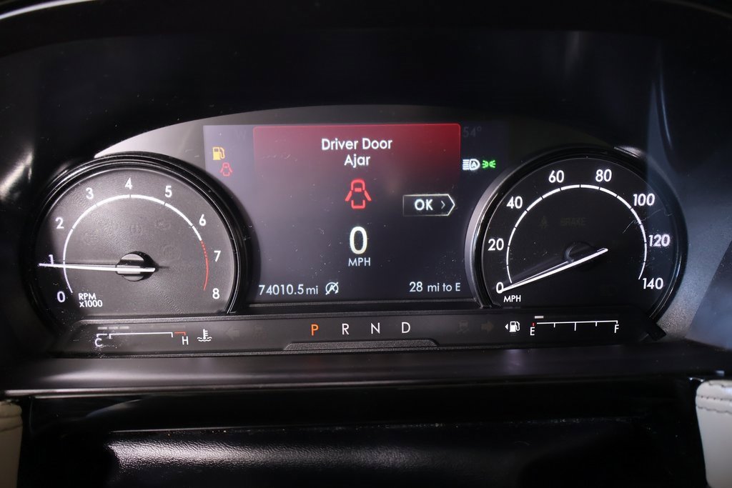 Used 2021 Lincoln Corsair AWD w/ Premium Package image 4