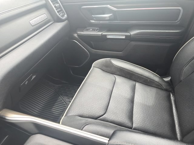 Used 2021 RAM 1500 Laramie AWD/4WD image 25