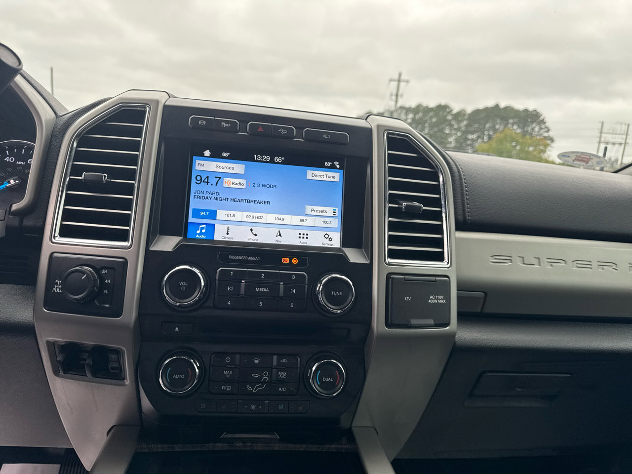 Used 2017 Ford F250 Lariat w/ Lariat Value Package image 23