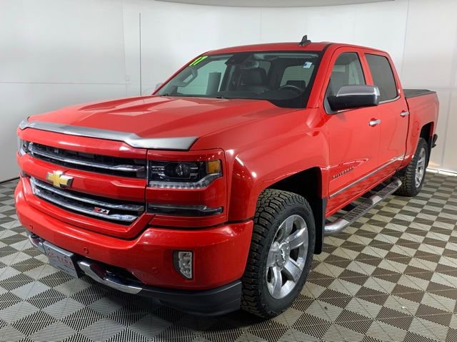 Used 2017 Chevrolet Silverado 1500 LTZ Z71 w/ LTZ Plus Package image 2