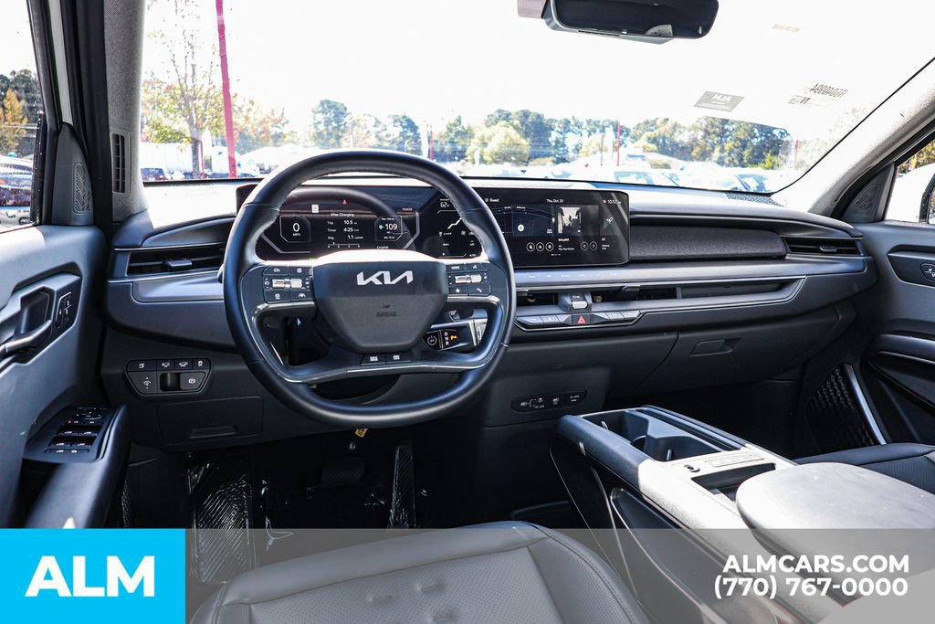 Used 2024 Kia EV9 Wind image 33