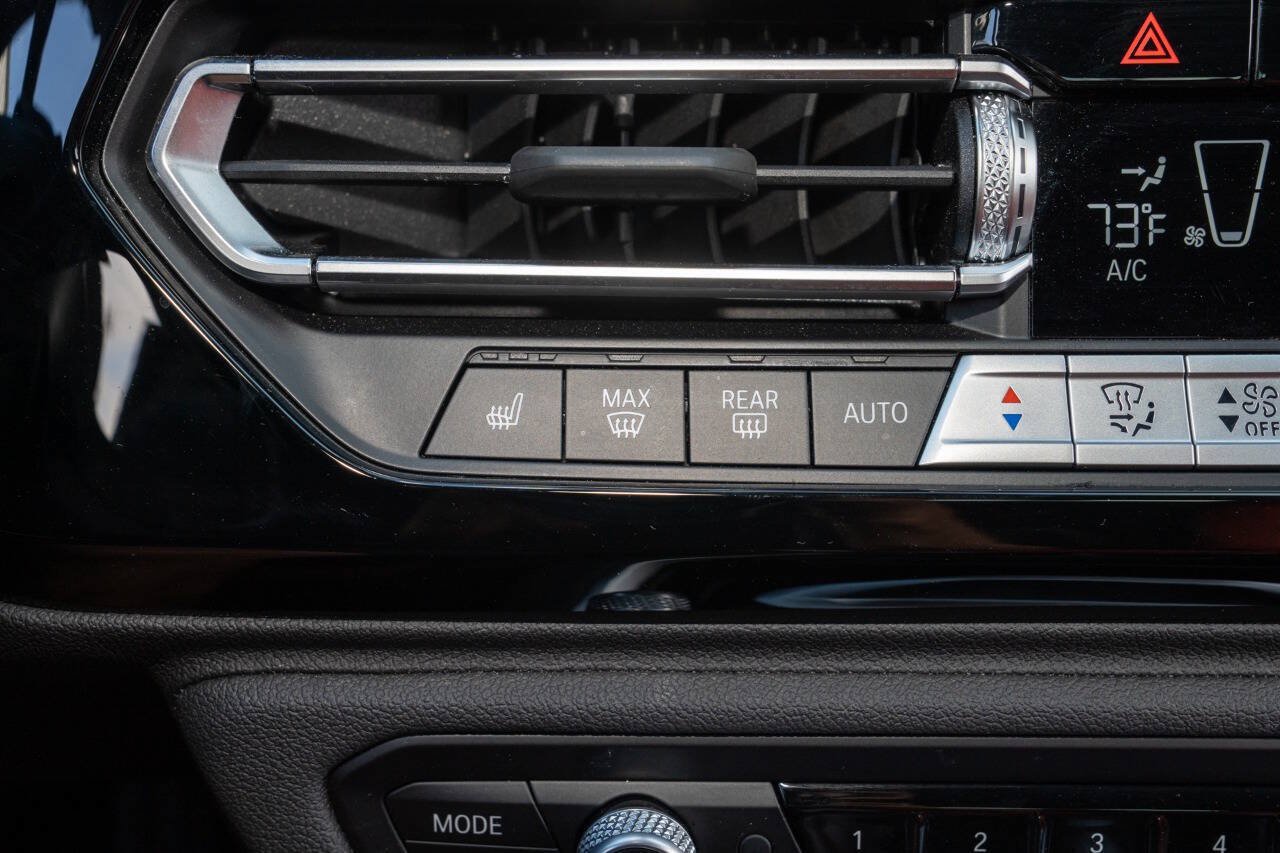 Used 2025 BMW Z4 M40i w/ Edition RWD image 27