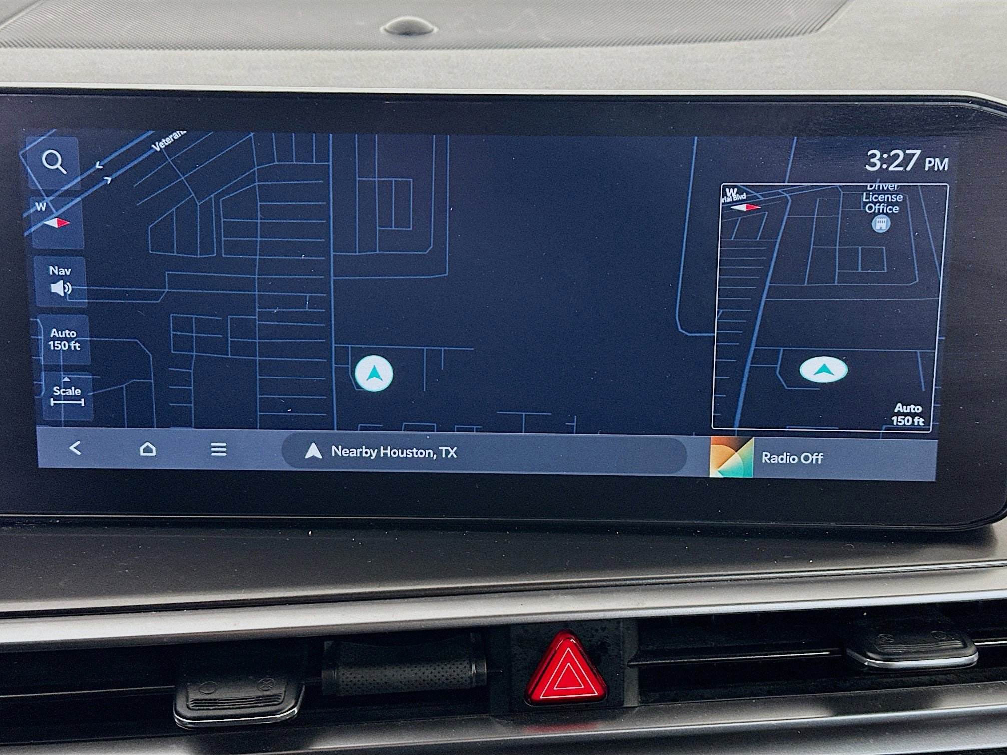 Used 2024 Kia Sorento S image 22