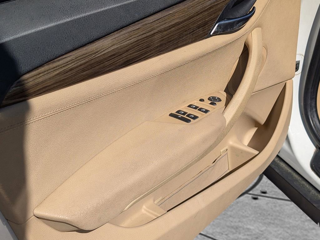 Used 2015 BMW X1 sDrive28i RWD image 14