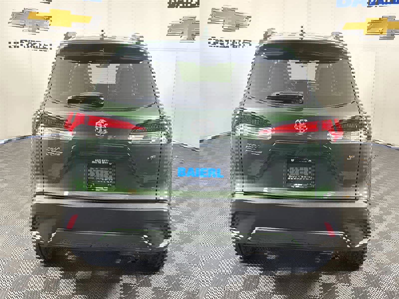 Used 2022 Toyota Corolla Cross LE image 4