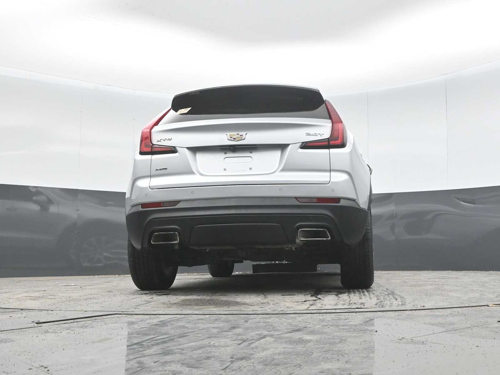 Used 2019 Cadillac XT4 Luxury w/ Cold Weather Package AWD/4WD image 45