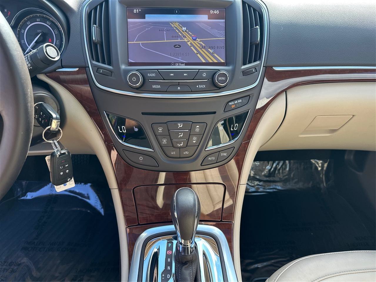 Used 2017 Buick Regal Sport Touring FWD image 33