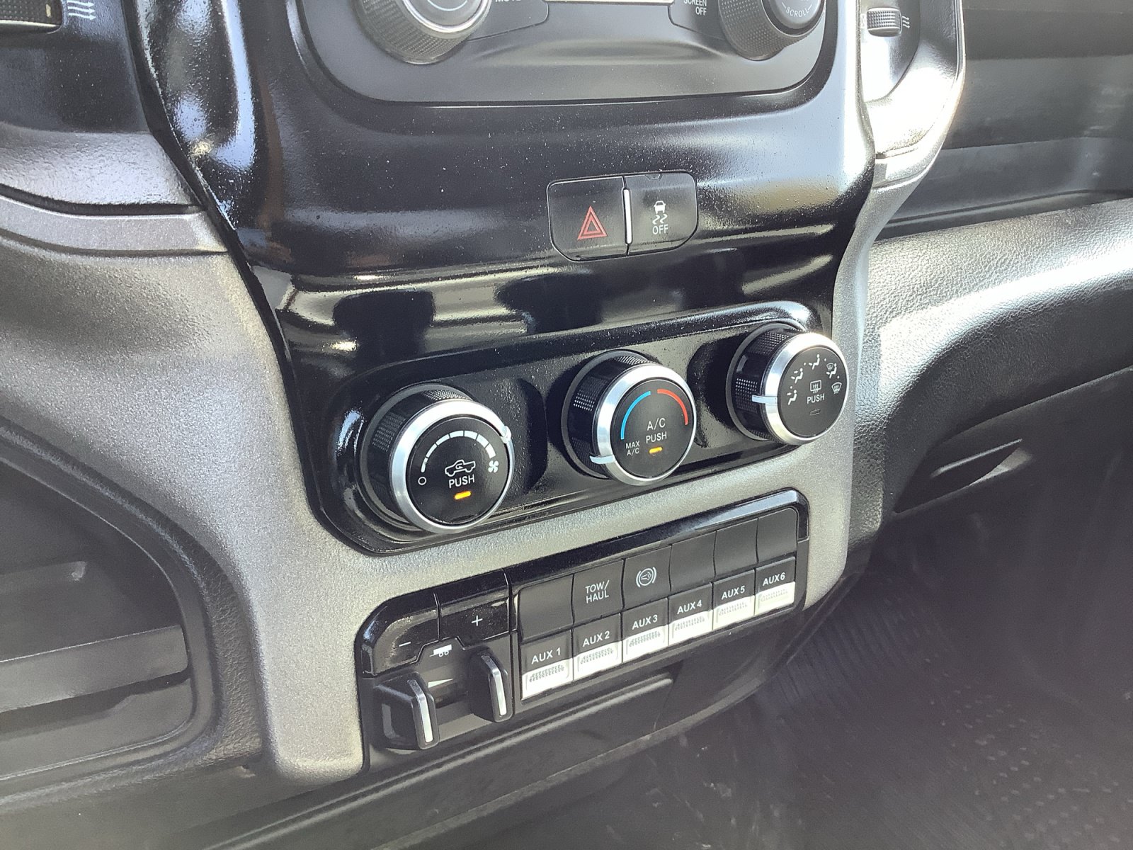 Used 2023 RAM 5500 Tradesman AWD/4WD image 17