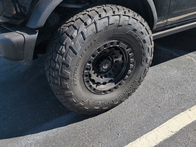 Used 2024 Ford Bronco Black Diamond image 2