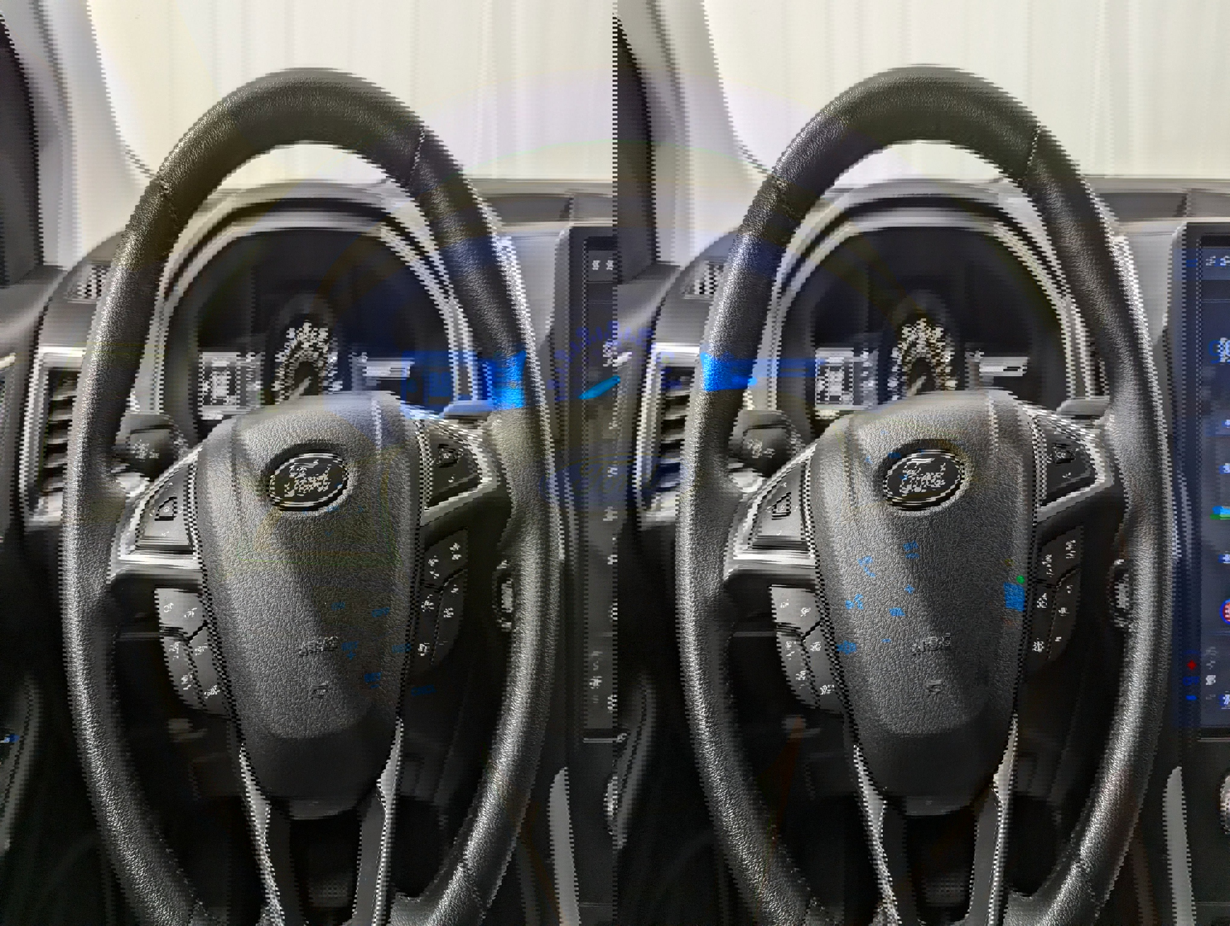 Used 2024 Ford Edge SEL w/ Convenience Package image 16