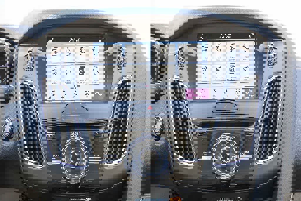 Used 2017 Ford Focus Electric Hatchback image 14