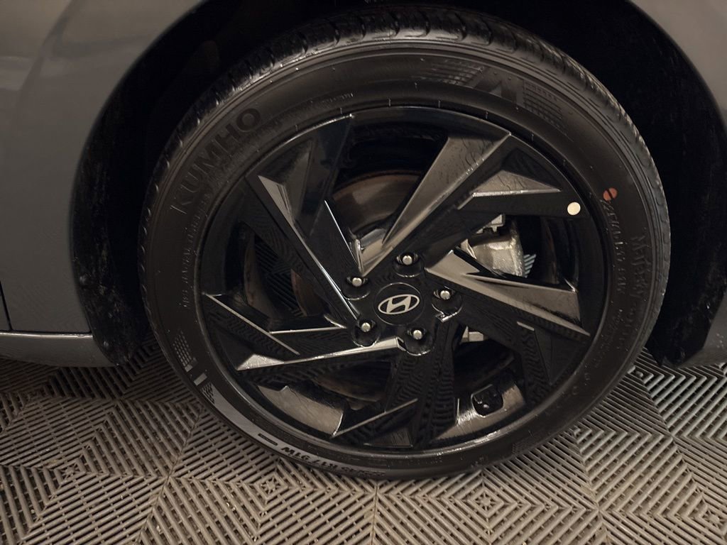 Certified 2026 Hyundai Elantra Sport w/ Cargo Package image 23