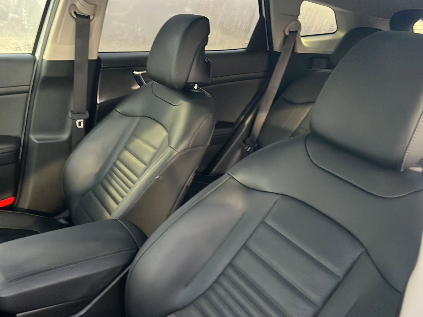 Used 2023 Kia Sportage SX image 30