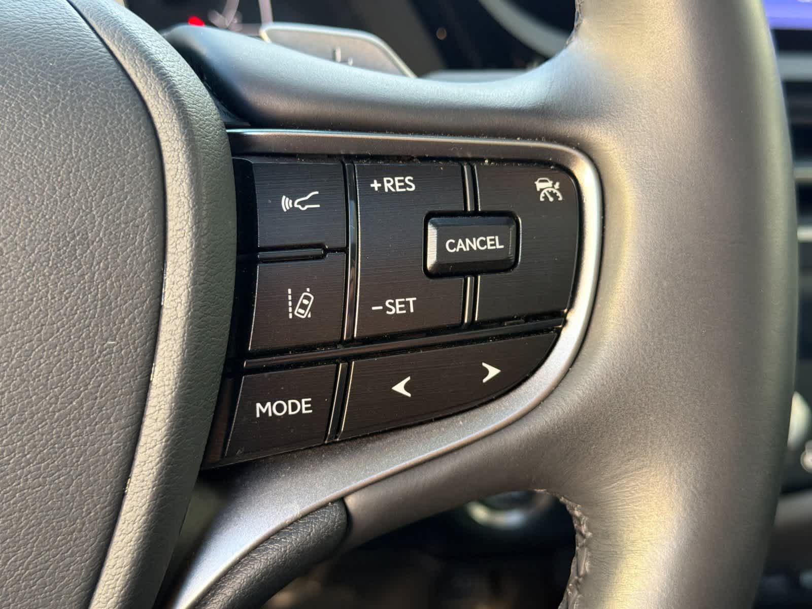 Certified 2025 Lexus ES 350 w/ Premium Package FWD image 26