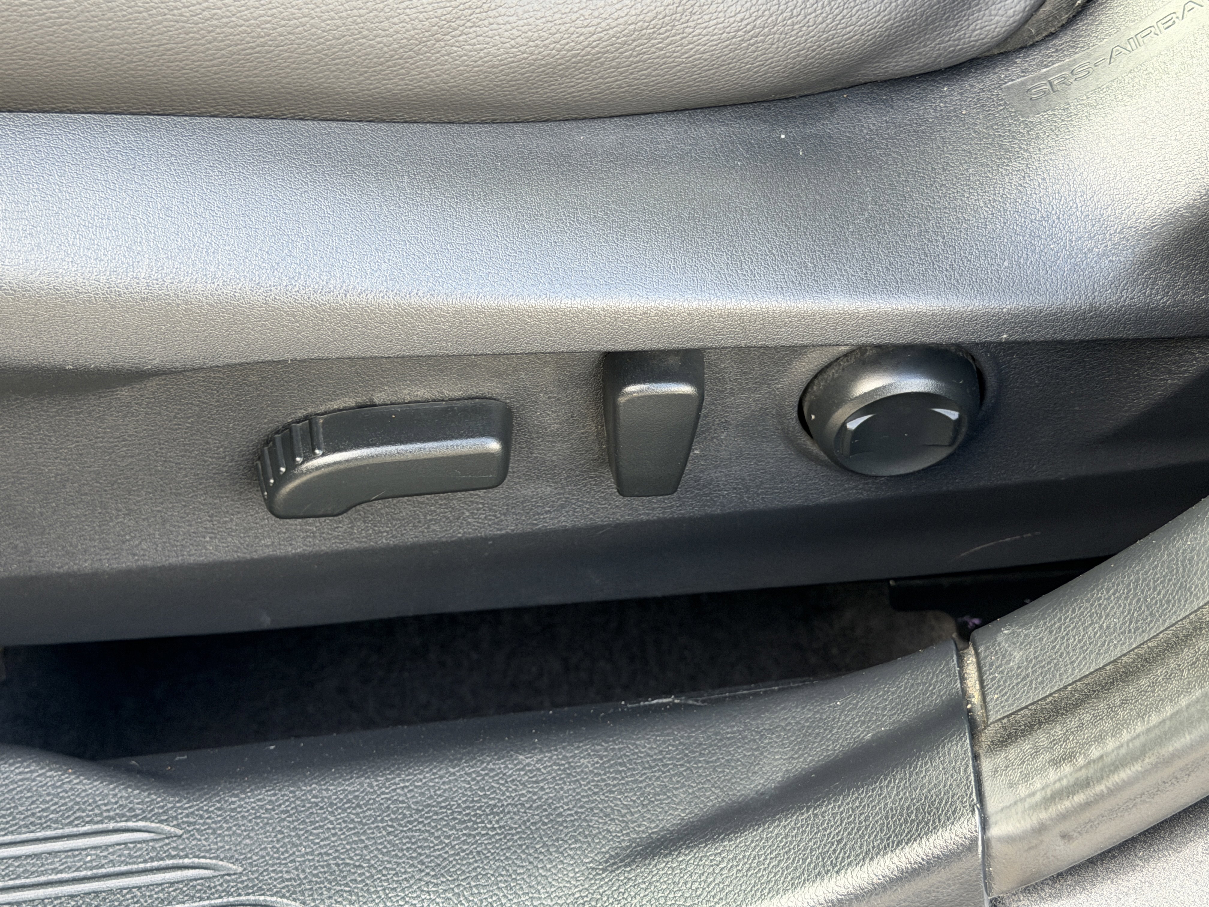 Used 2020 Subaru Outback Limited image 14