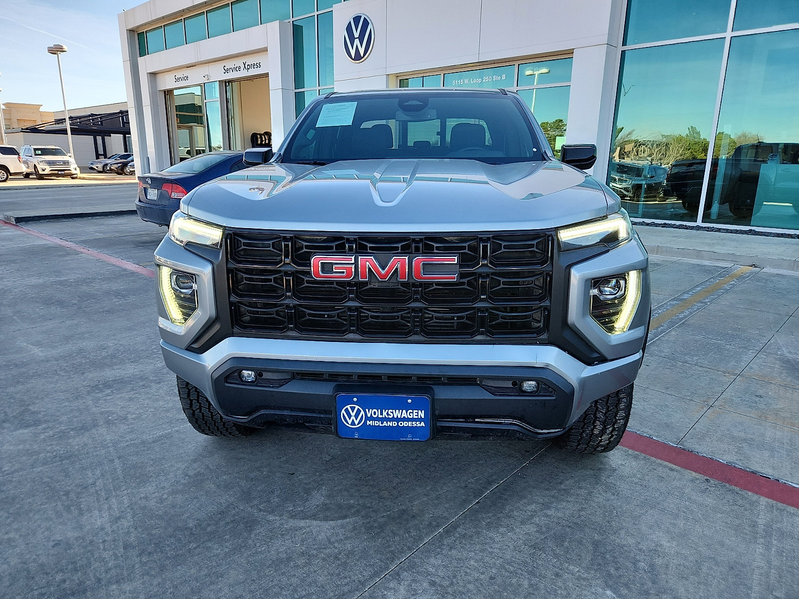 Used 2023 GMC Canyon Elevation w/ Elevation Premium Package image 2