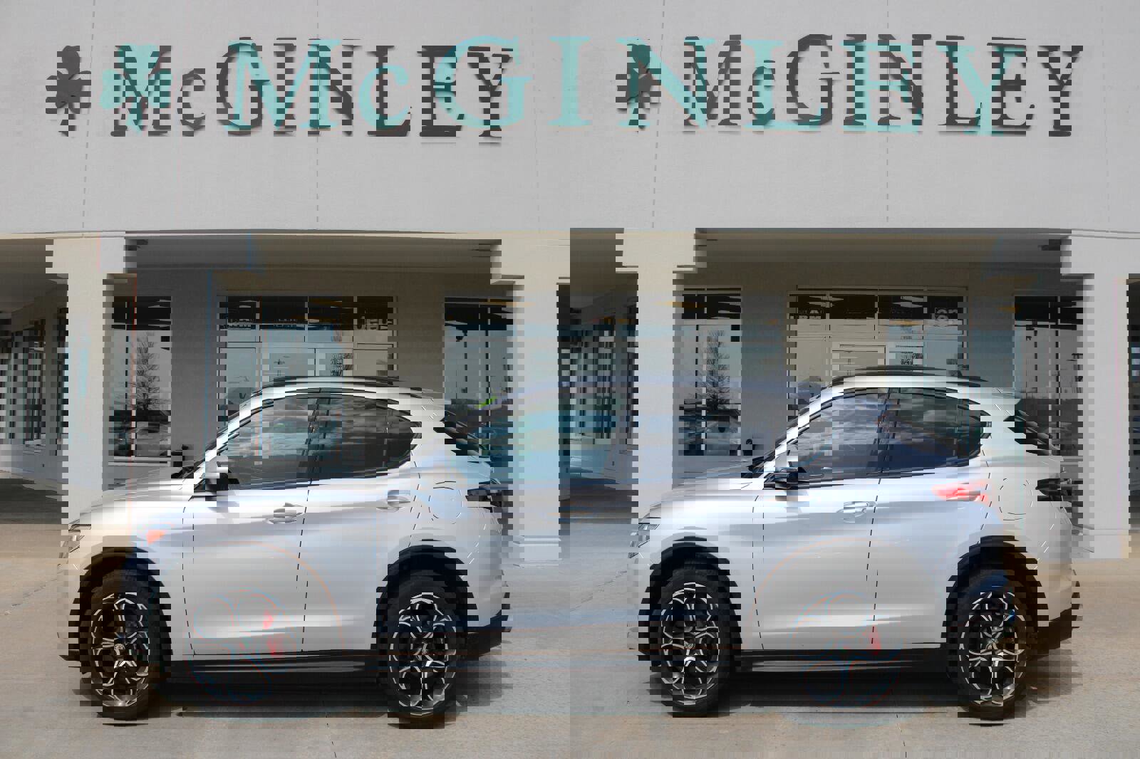 Used 2019 Alfa Romeo Stelvio Ti Sport w/ Quick Order Package 22S Sport image 1