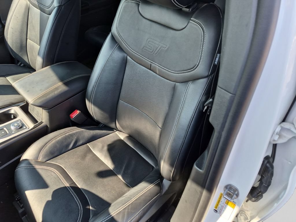 Used 2024 Ford Explorer ST w/ Equipment Group 401A AWD/4WD image 12