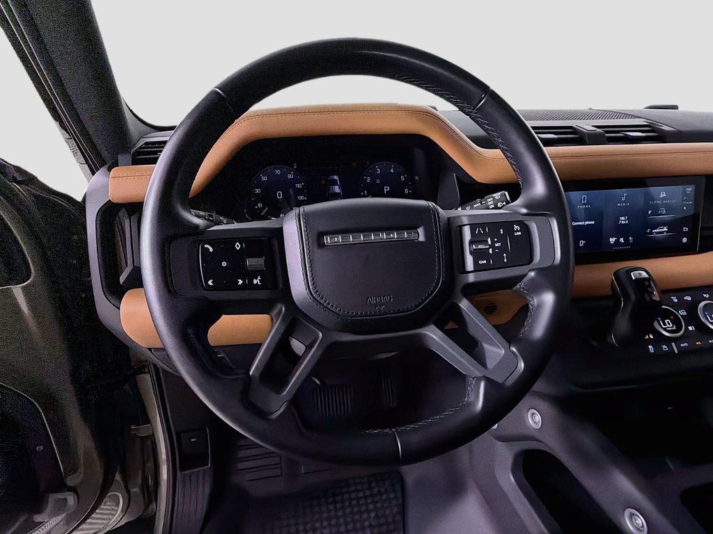 Used 2023 Land Rover Defender 110 X-Dynamic SE AWD/4WD image 11