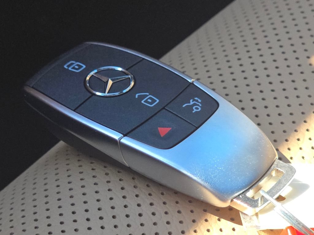 New 2026 Mercedes-Benz GLE 450 4MATIC image 40