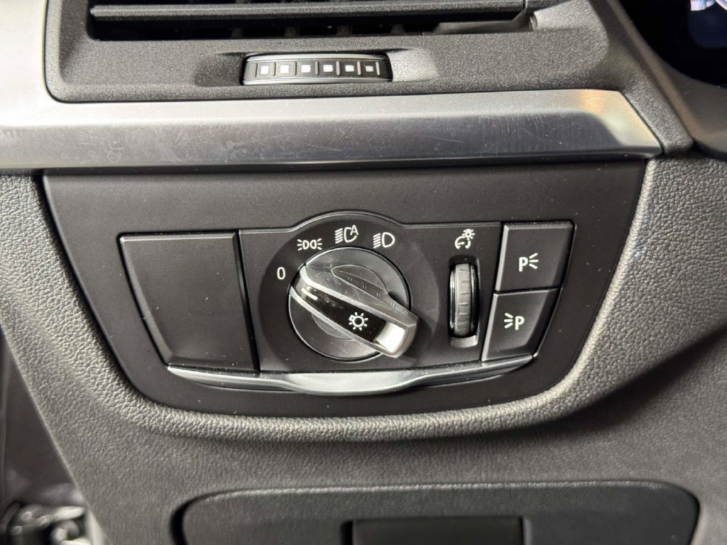 Used 2024 BMW X3 xDrive30i w/ Premium Package AWD/4WD image 18