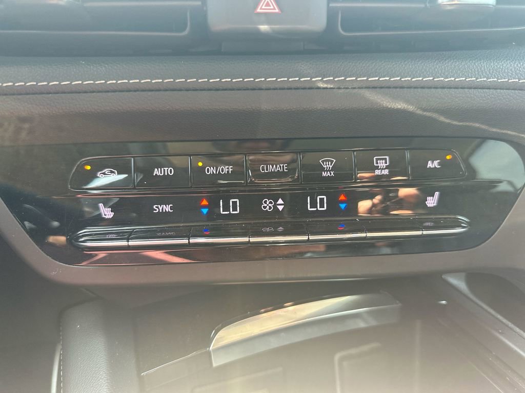 Used 2023 Buick Envision Essence w/ Sport Touring Package image 47